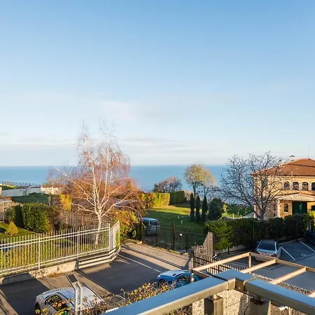 Appartamento Blue Mirage - Seaview & Pool Backyard Varna